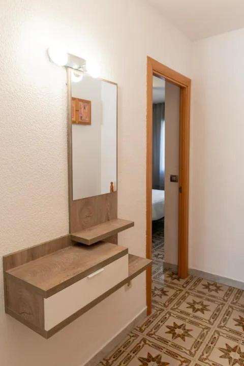 Sea Front Apart. 2 Pools / 1ª Linea. 2 Piscinas Apartment Segur de Calafell Exterior photo