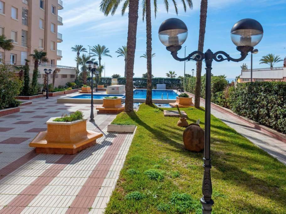Sea Front Apart. 2 Pools / 1ª Linea. 2 Piscinas Apartment Segur de Calafell Exterior photo